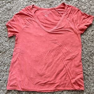 American Eagle Women's Coral Short Sleeve Tee